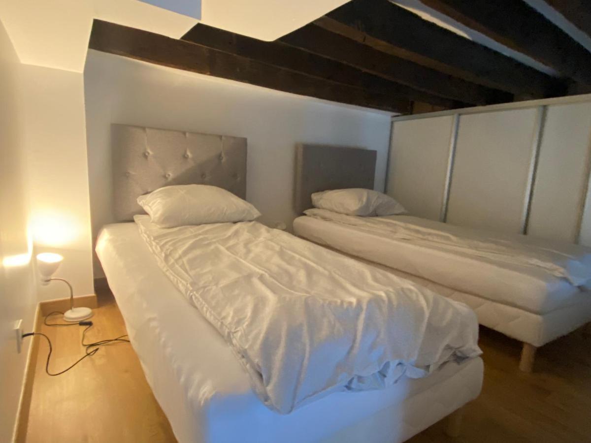 Studio Duplex Avec Spa Et Cour Privee Bonnelles エクステリア 写真